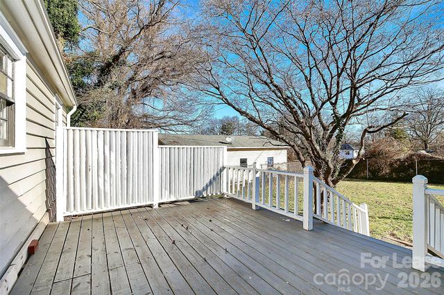 2019 Highland Street, Charlotte, NC 28208