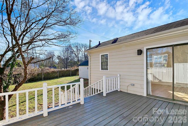 2019 Highland Street, Charlotte, NC 28208
