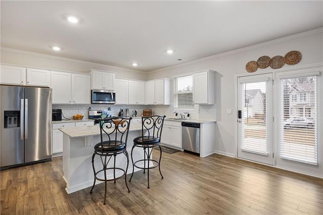 3135 Ellenton Drive, Lithia Springs, GA 30122