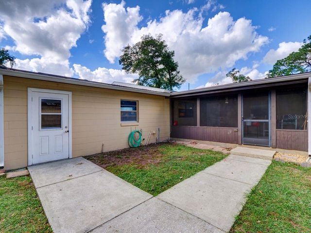 31126 PRESTWICK AVENUE, Sorrento, FL 32776