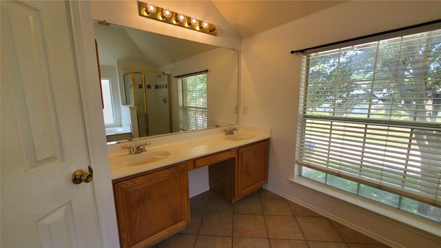 2424 Hunters Run Drive, Plano, TX 75025