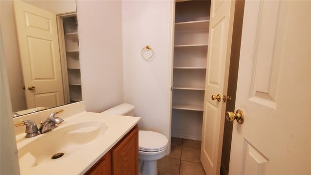 2424 Hunters Run Drive, Plano, TX 75025