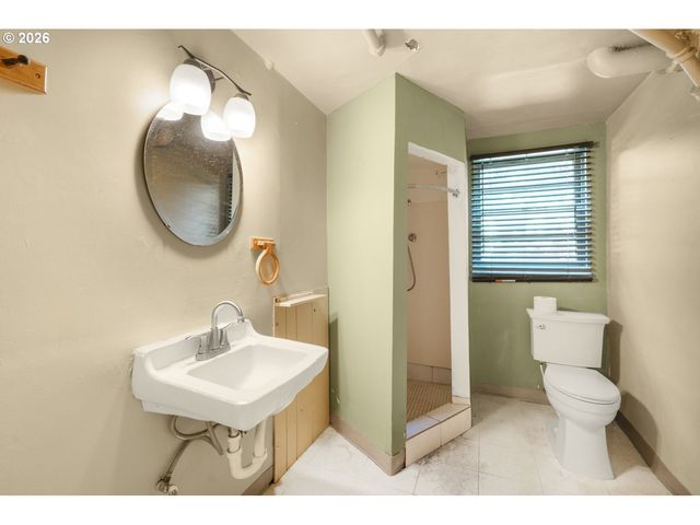 6503 Se JACK Rd, Milwaukie, OR 97222