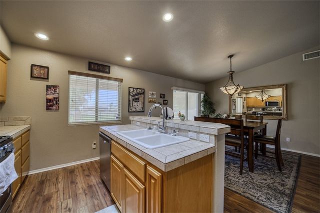 2068 E Desert Lakes Drive, Fort Mohave, AZ 86426