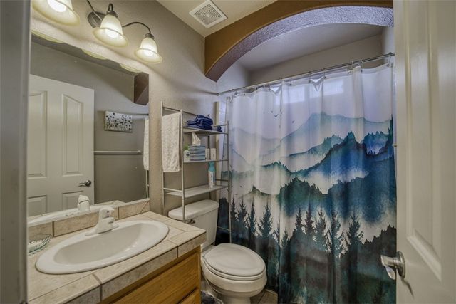 2068 E Desert Lakes Drive, Fort Mohave, AZ 86426