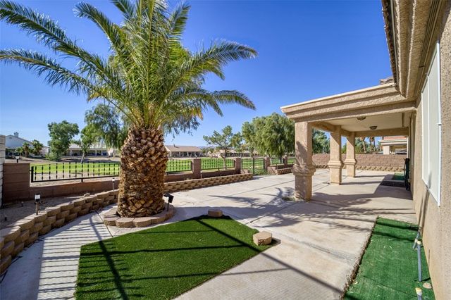 2068 E Desert Lakes Drive, Fort Mohave, AZ 86426