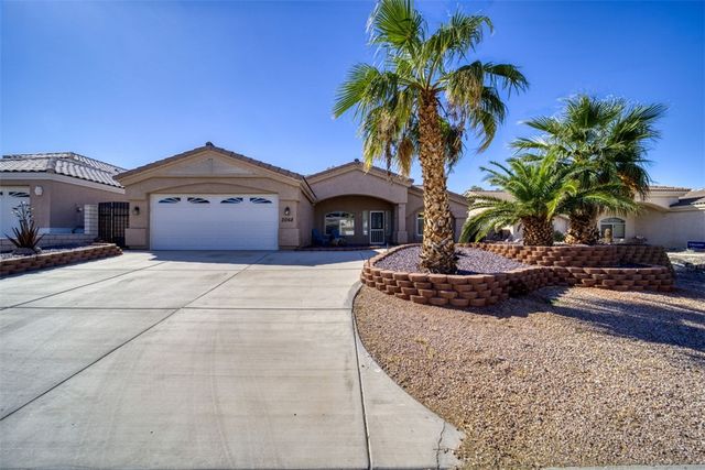 2068 E Desert Lakes Drive, Fort Mohave, AZ 86426