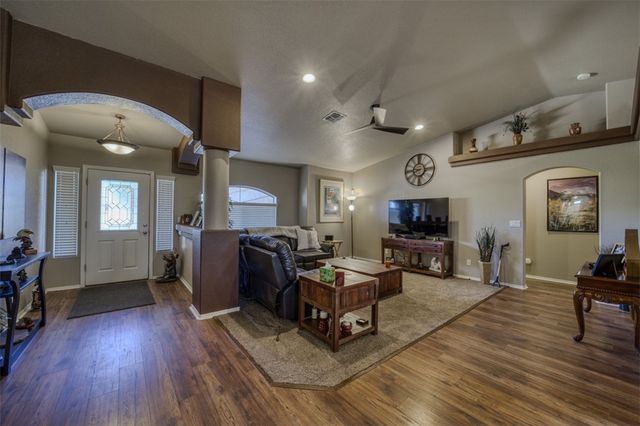 2068 E Desert Lakes Drive, Fort Mohave, AZ 86426