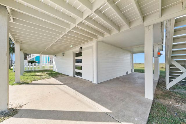 13014 John Reynolds Road, Galveston, TX 77554