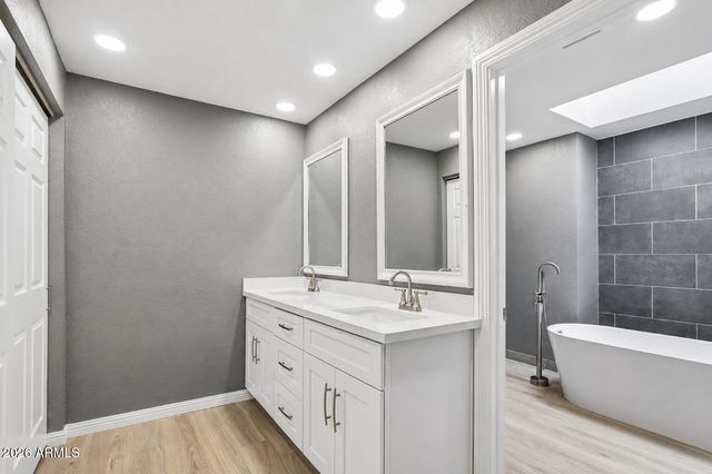 4015 N 78TH Street 141, Scottsdale, AZ 85251