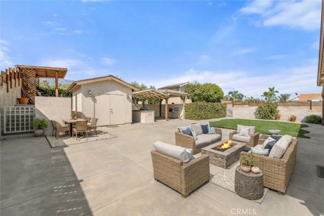 1405 E 15th, Upland, CA 91786