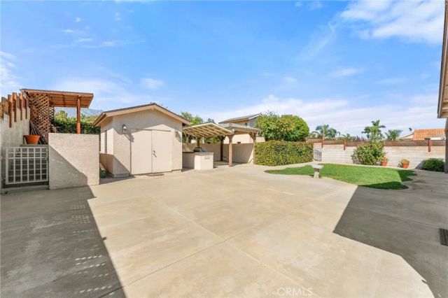 1405 E 15th, Upland, CA 91786