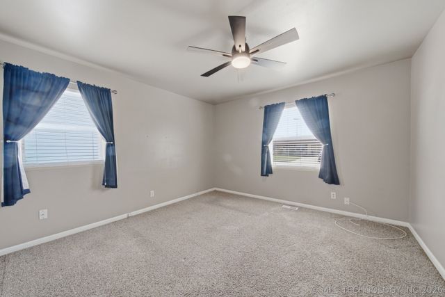 733 N Moccasin Street, Sapulpa, OK 74066