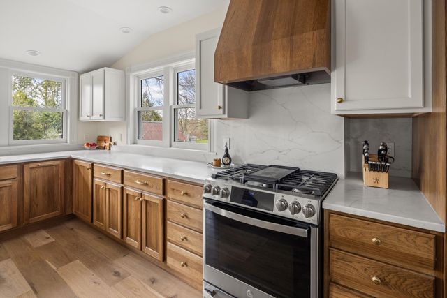 405 Maple Street, Stowe, VT 05672