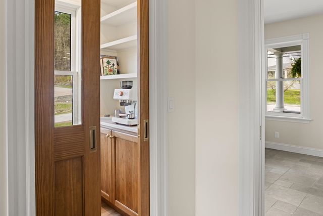 405 Maple Street, Stowe, VT 05672