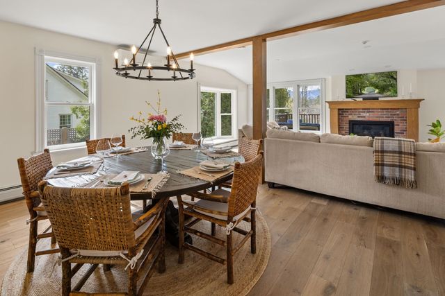 405 Maple Street, Stowe, VT 05672