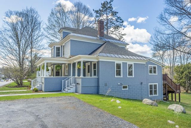 405 Maple Street, Stowe, VT 05672