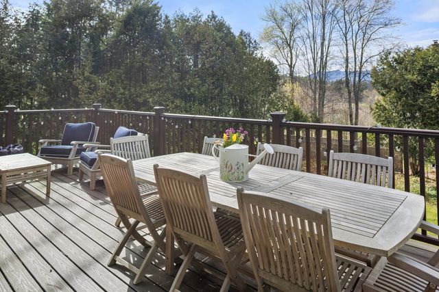 405 Maple Street, Stowe, VT 05672