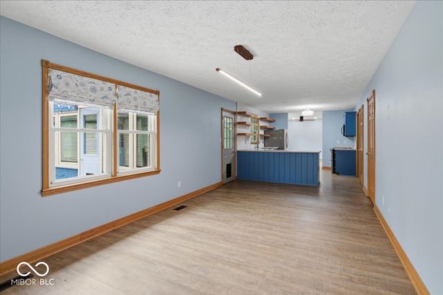 1343 S Buttercup Drive, New Palestine, IN 46163