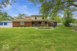 1343 S Buttercup Drive, New Palestine, IN 46163