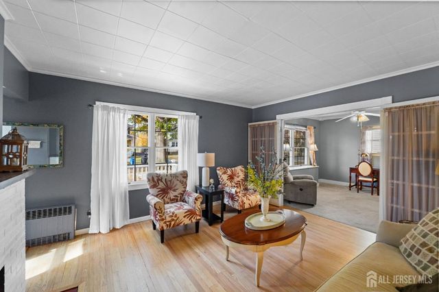 51 Thomas Street, Metuchen, NJ 08840