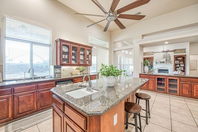 1879 N Harvard Avenue, Clovis, CA 93619