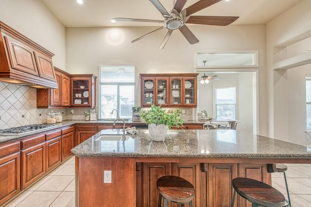 1879 N Harvard Avenue, Clovis, CA 93619