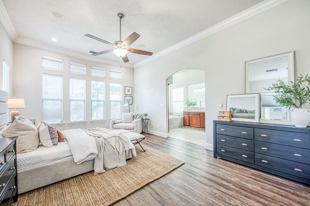 1879 N Harvard Avenue, Clovis, CA 93619