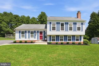12201 HORSE CENTER RD, North Potomac, MD 20878