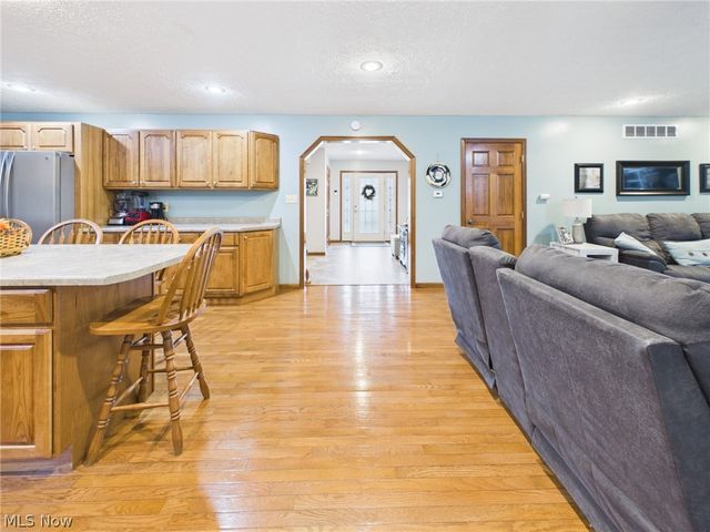 6 Amanda Lane, Parkersburg, WV 26104
