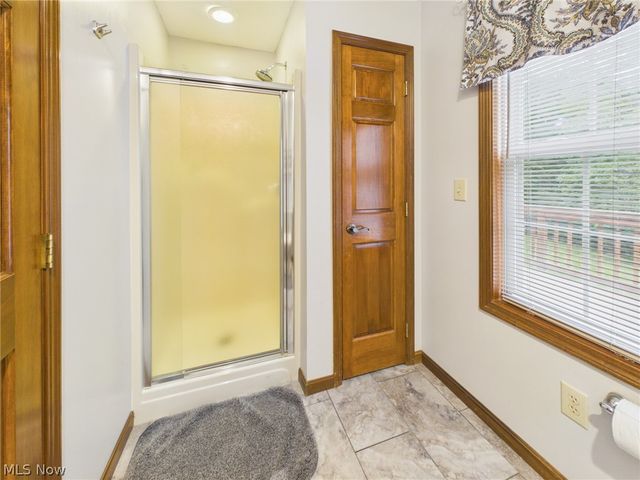 6 Amanda Lane, Parkersburg, WV 26104