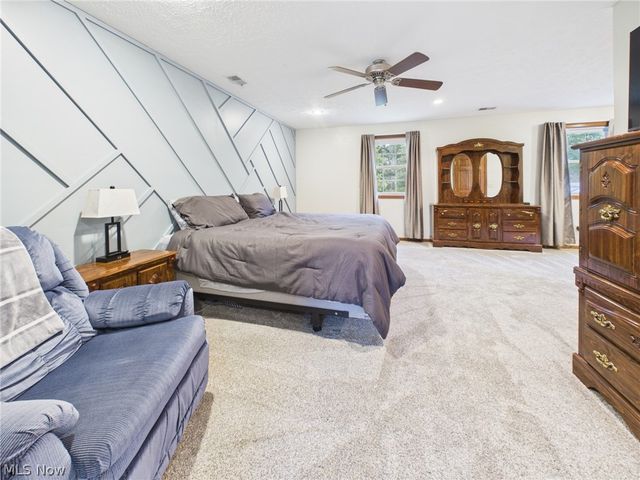 6 Amanda Lane, Parkersburg, WV 26104