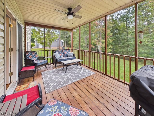 6 Amanda Lane, Parkersburg, WV 26104