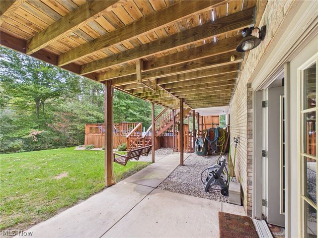 6 Amanda Lane, Parkersburg, WV 26104