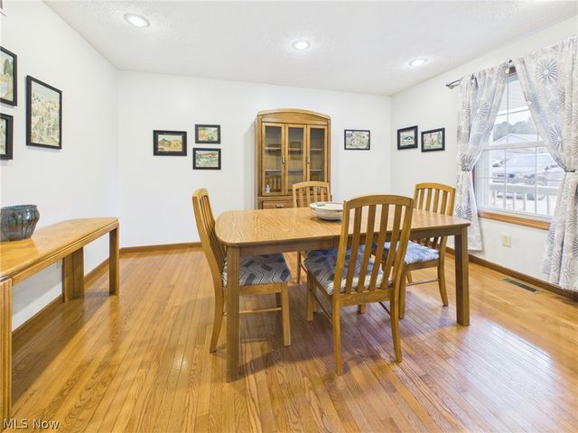 6 Amanda Lane, Parkersburg, WV 26104