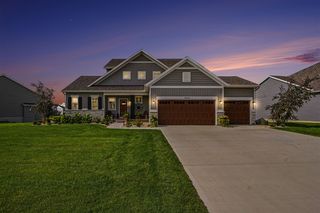 12623 Manchester Drive, Grand Haven, MI 49417