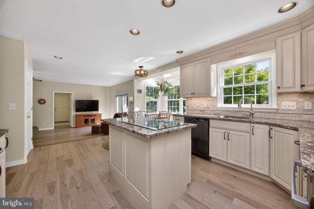 153 E DOE RUN RD, Kennett Square, PA 19348