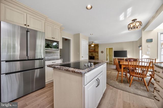 153 E DOE RUN RD, Kennett Square, PA 19348