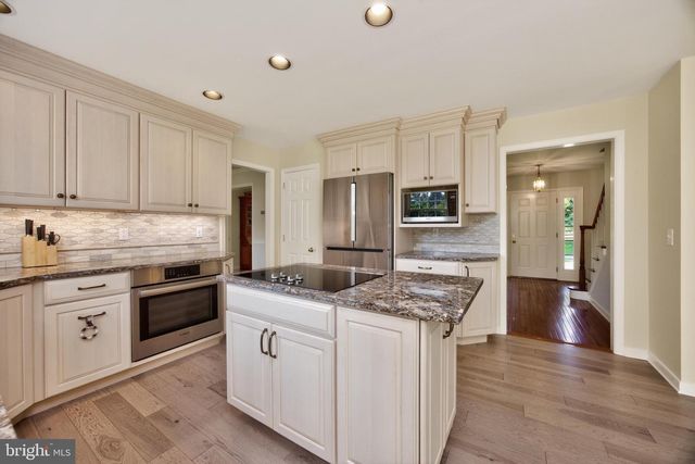 153 E DOE RUN RD, Kennett Square, PA 19348