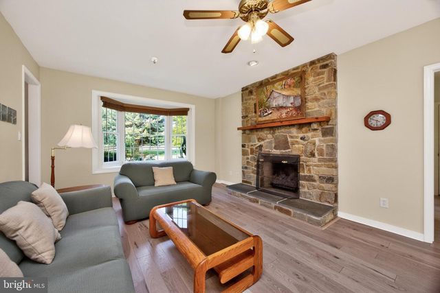 153 E DOE RUN RD, Kennett Square, PA 19348
