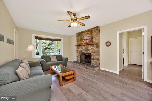 153 E DOE RUN RD, Kennett Square, PA 19348
