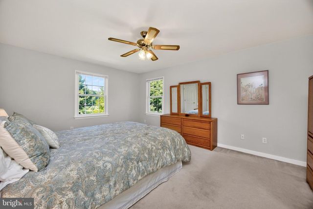 153 E DOE RUN RD, Kennett Square, PA 19348
