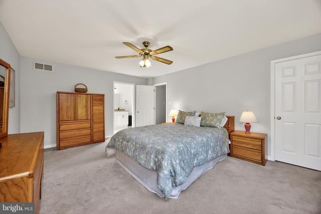 153 E DOE RUN RD, Kennett Square, PA 19348