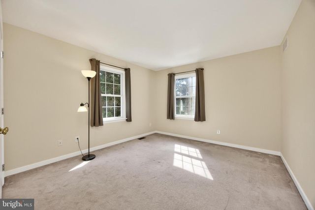 153 E DOE RUN RD, Kennett Square, PA 19348