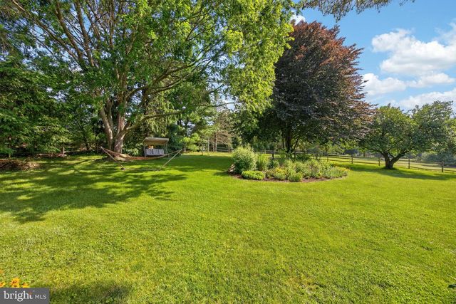 153 E DOE RUN RD, Kennett Square, PA 19348