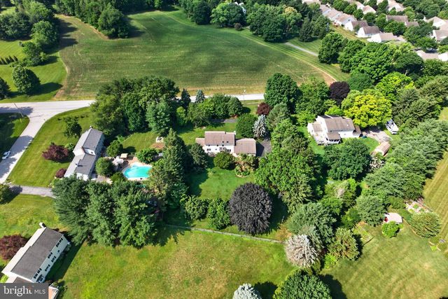 153 E DOE RUN RD, Kennett Square, PA 19348