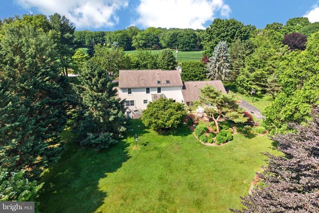 153 E DOE RUN RD, Kennett Square, PA 19348