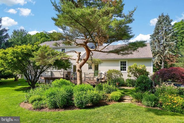 153 E DOE RUN RD, Kennett Square, PA 19348