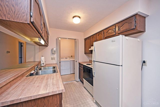 50 Dusk Court, Fairfield, OH 45014