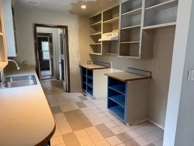 215 Hillhouse Avenue, Medford, OR 97504